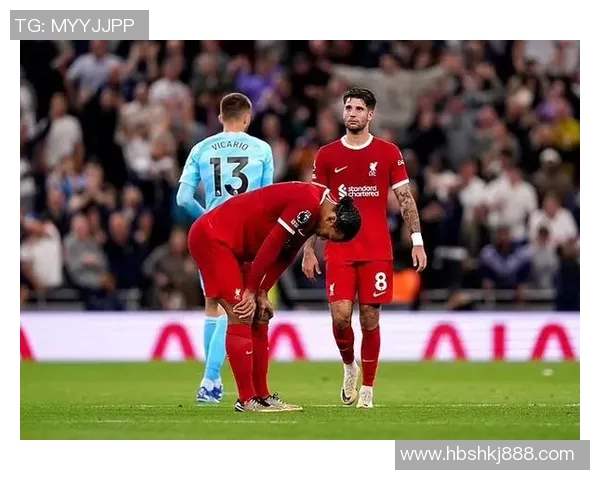 热刺与利物浦巅峰对决宣传图揭晓激情碰撞即将上演